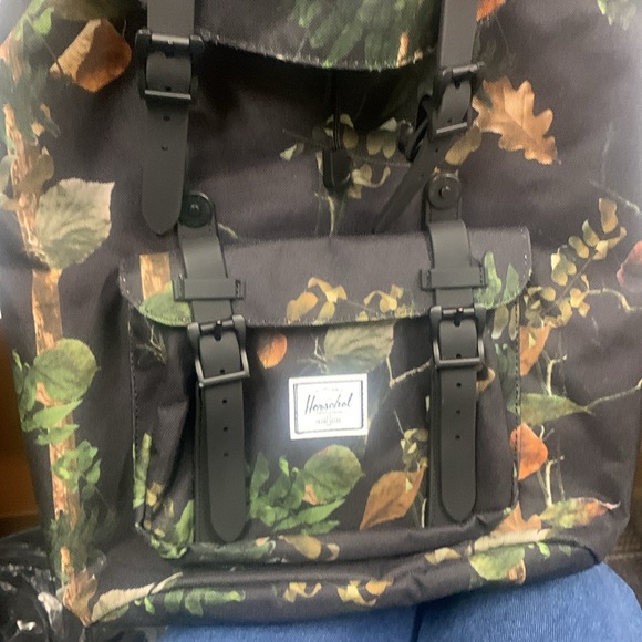 Hershel book bag NEW!! - Picture 9 of 9